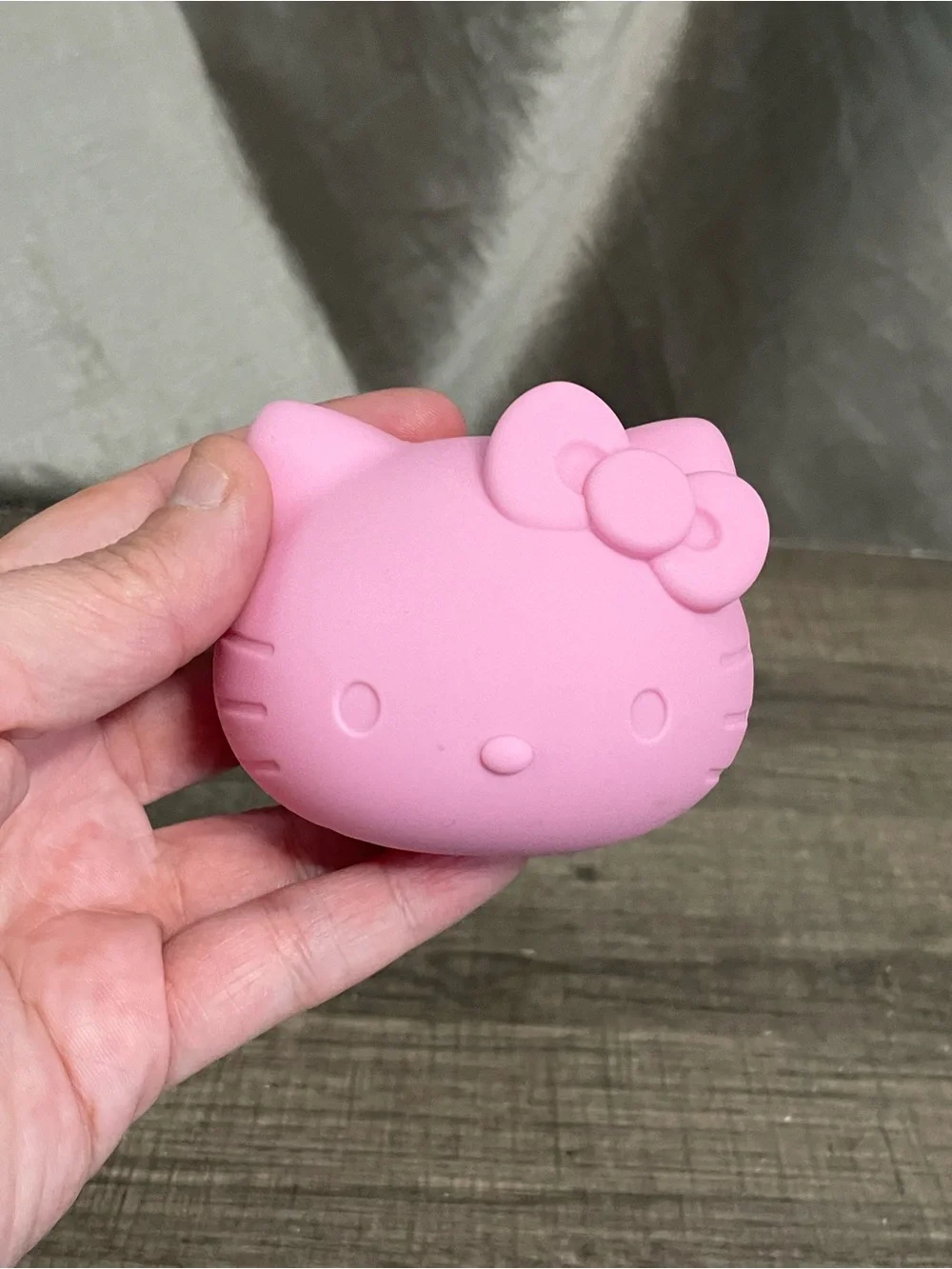Sanrio Hello Kitty Pink Silicone Make Up Blending Sponge Case